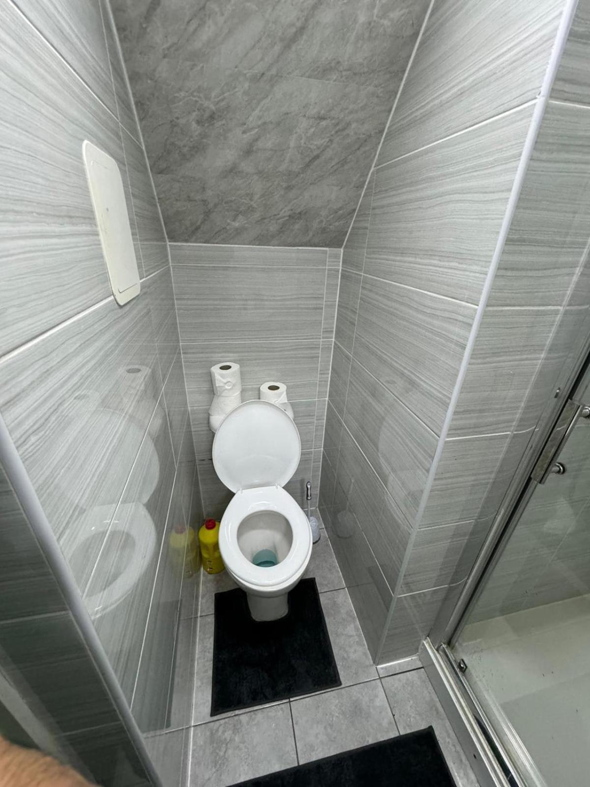 Deluxe Ensuite Double Room With Ensuite Coventry Kültér fotó